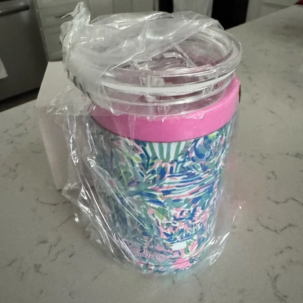 Authentic Lilly Pulitzer Tropical Print Tumbler with Pink Lid - Picture 3 of 6